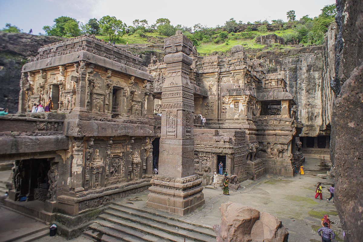 Ellora Caves taxi